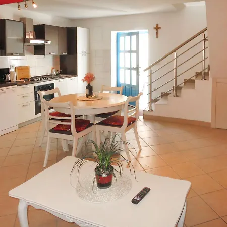 Gojko By Interhome בית נופש *
